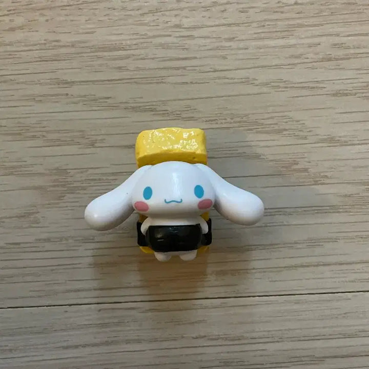[BUNJANG] Sanrio Cinnamoroll Sushi Gachapon / 산리오 시나모롤 초밥 가챠