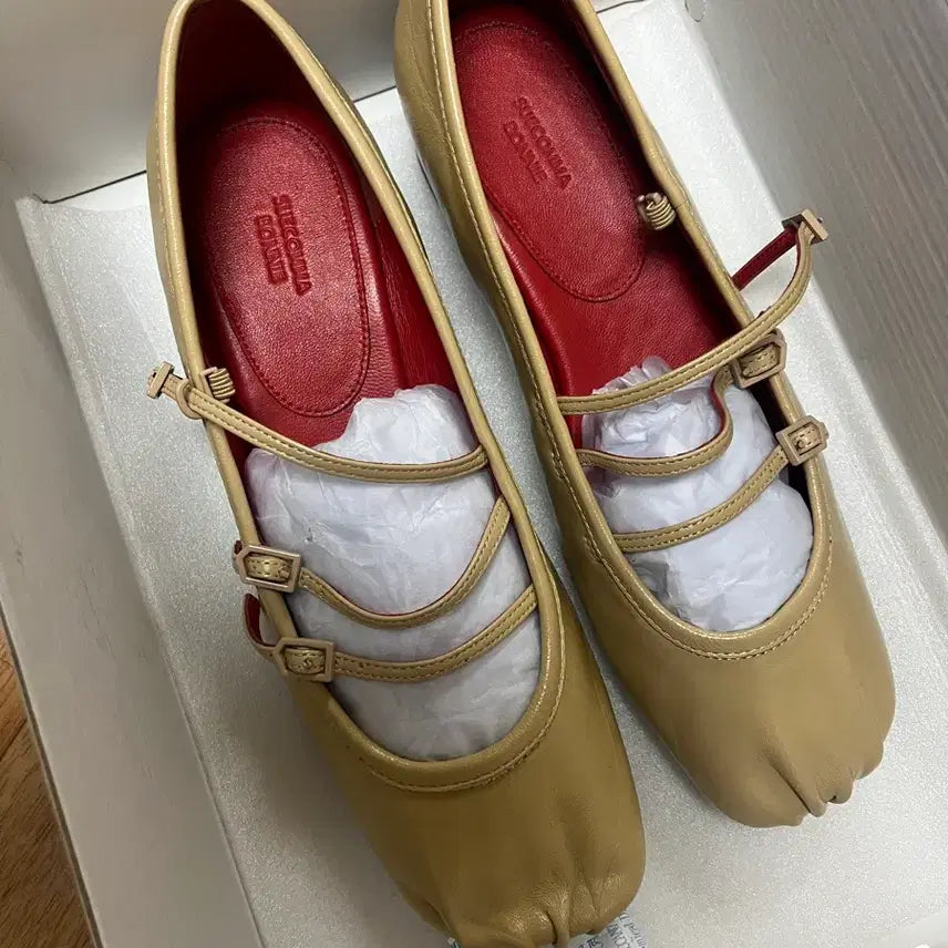 [BUNJANG] SUECOMMA BONNIE Mary Jane Flat Shoes Beige Leather / 240 슈콤마보니 메리제인 플랫슈즈