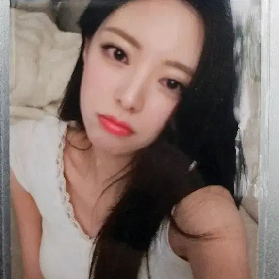 [BUNJANG] ITZY Yuna Official Photocard / ITZY motto 유나 공방 포카