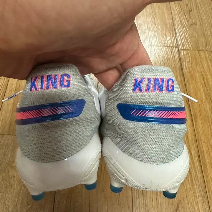 [SOLD OUT] 푸마 킹 축구화 화이트 280