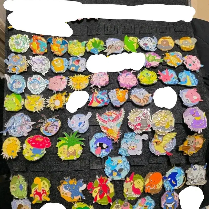 [BUNJANG] Pokemon Pop-up Store Random Badge Set (Series 1 &amp; 2) / 포켓몬 팝업 랜덤뱃지 100 1탄+2탄 판매