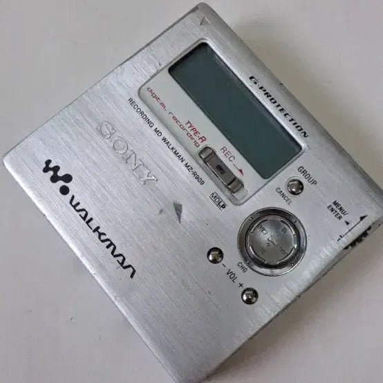[BUNJANG] Sony MZ-R909 MDLP MiniDisc Player with Adapter and TDK MD / 소니 MZ-R909  MDLP 본체,아답타,TDK MD포함[정상]