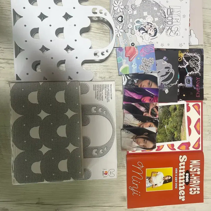 [BUNJANG] NewJeans Minji Beach Bag Album Full Set / 뉴진스 민지 비치백 앨범 풀구성