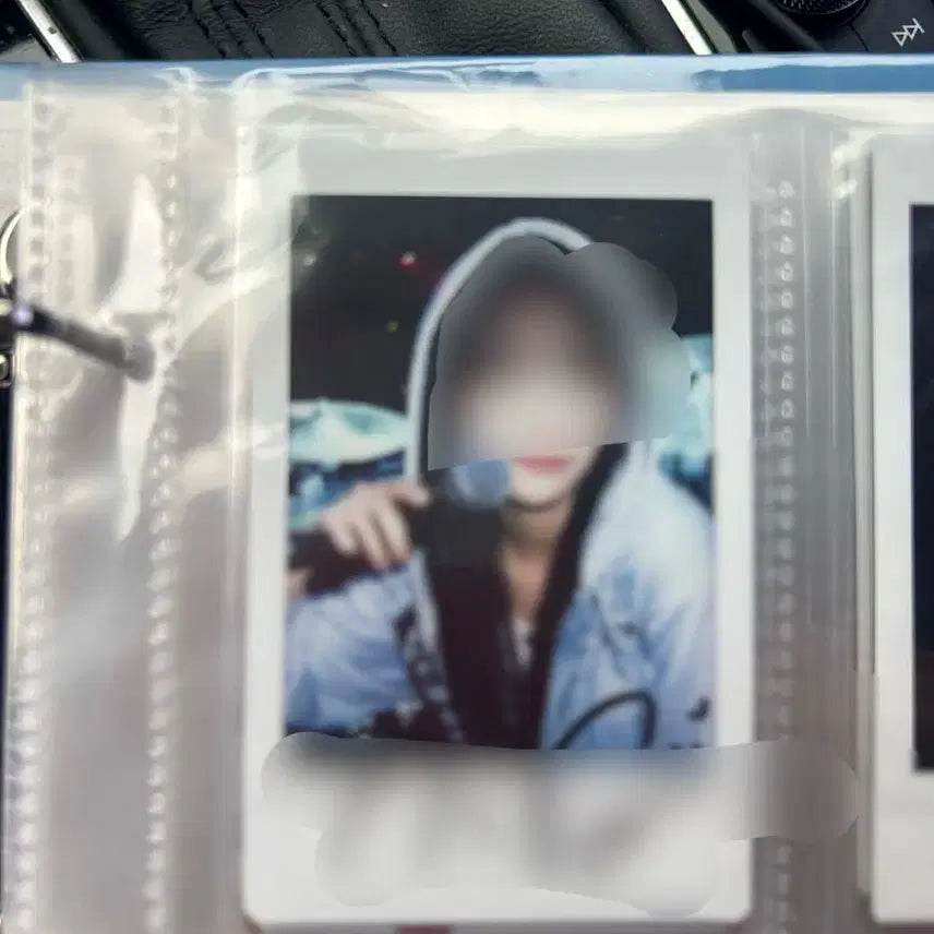 [BUNJANG] QWER CHODAN Signed Polaroids / QWER 쵸단 싸폴 싸인폴라로이드 사진 입니다