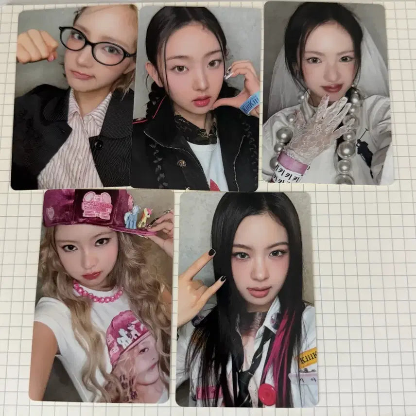 [BUNJANG] Kiiikiii Fancon 2nd Day POB Photocard / 키키 kiiikiii 팬콘 포카 미공포 포토카드 판매