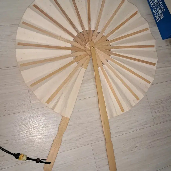[BUNJANG] Joseon Dynasty Style Folding Fan with Calligraphy/Art Display / 조선시대기방서쓰던 윤선형 부채에직접미술서예작품해선물할분