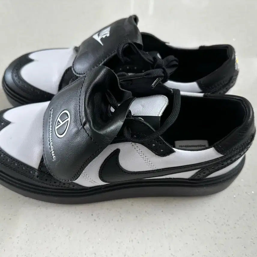 [BUNJANG] Nike x PEACEMINUSONE Kwondo 1 "Black and White" Sneakers (275) / 나이키 X피스마이너스원 퀀도1 밸랙앤화이트 [새제품]