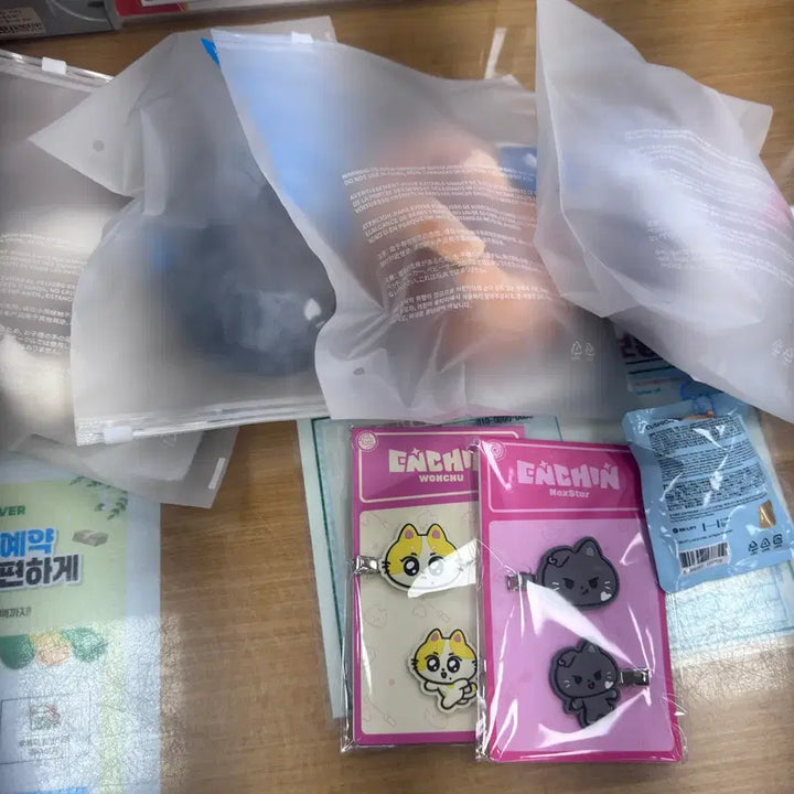 [BUNJANG] ENHYPEN EN-CONNECT Pop-Up Goods Face Cushion, Lightstick Cover, Hairpin, Cushion Keyring / 키슈) 엔하이픈 엔친 팝업 페이스쿠션 응원봉커버 머리핀 쿠션키링