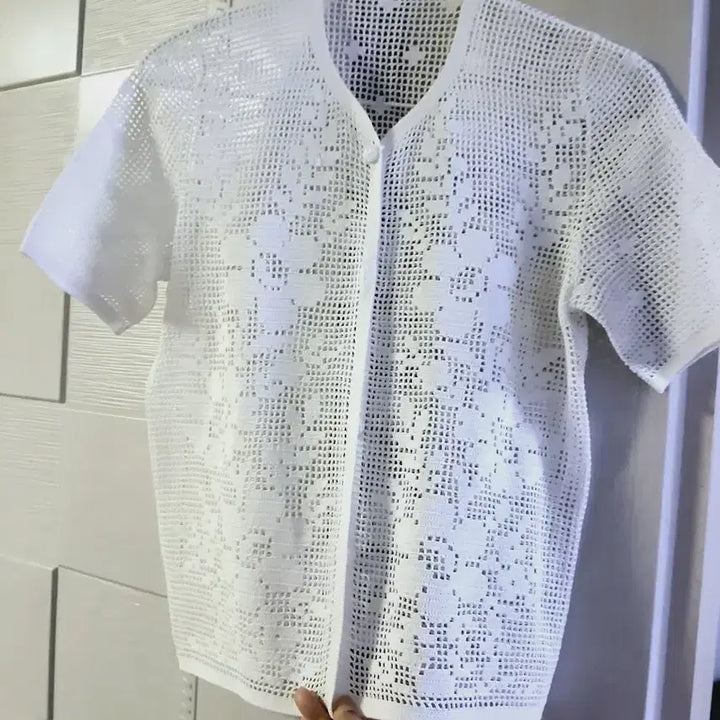 [SOLD OUT] 화이트 크로셰 손뜨개 가디건 미착용