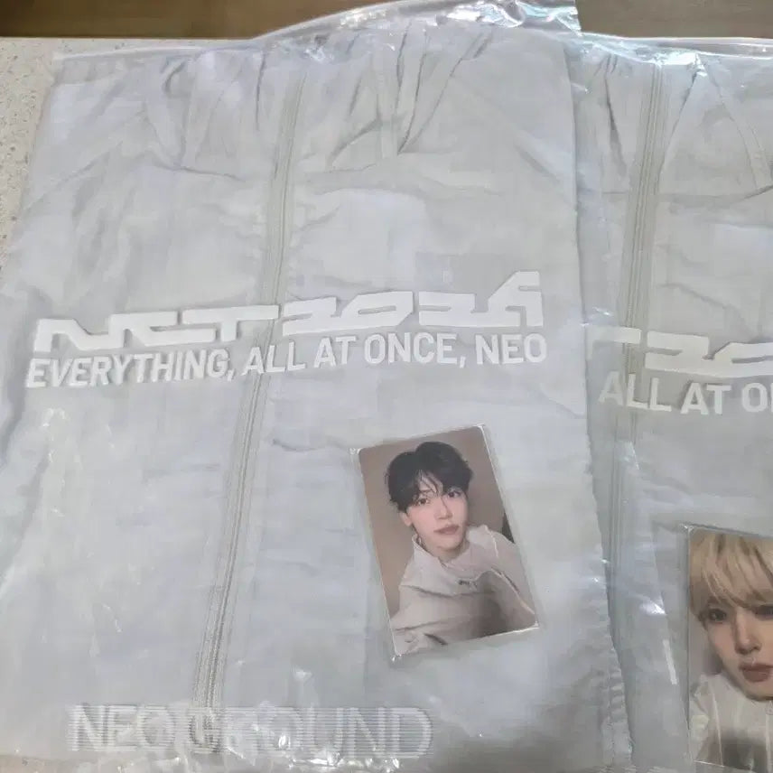 [BUNJANG] NCT DREAM Jaemin 10th Anniversary Windbreaker + Photocard Bundle / 미개봉 현물 NCT10주년 엔시티드림  바람막이 + 포토카드 재민