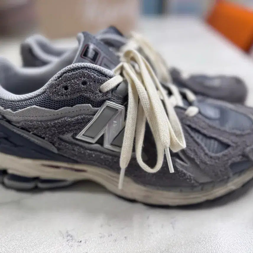 [BUNJANG] New Balance 1906D Protection Pack "Castlerock" Running Shoes (Size 280) / 뉴발란스 1906D 캐슬락 280 (사이즈미스로한번신음.새거급)