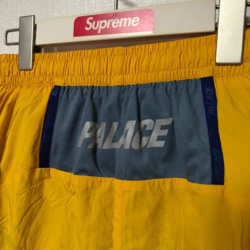 [BUNJANG] Palace Swim Short Pants Size S / 팔라스 Palace 스윔 쇼트 팬츠 반바지 판매 S 사이즈