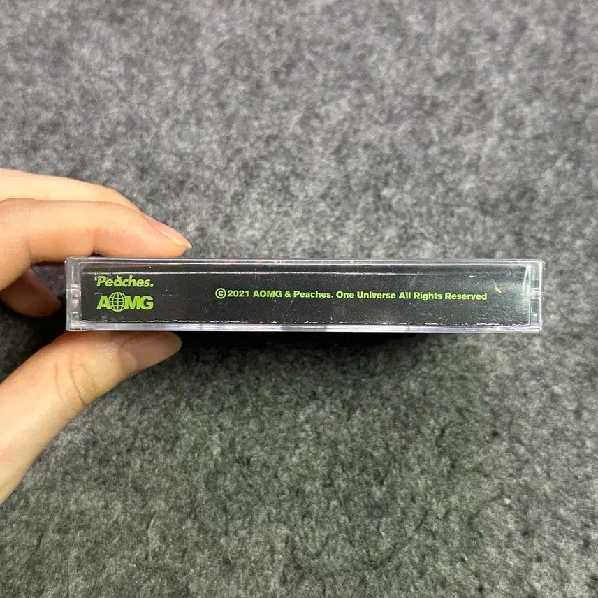 [BUNJANG] Peaches D8NE x AOMG Limited Edition Mixtape Goods / Peaches D8NE x AOMG 한정판 굿즈 믹스테이프
