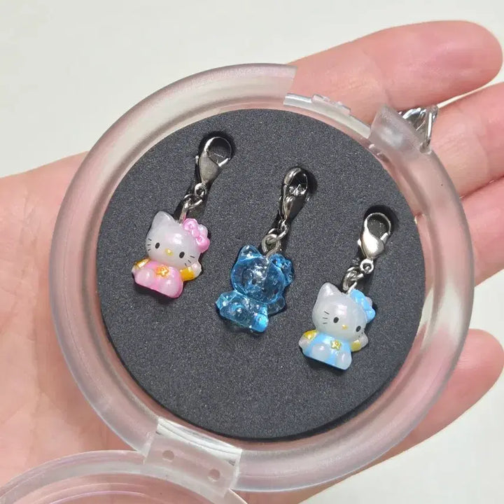 [BUNJANG] Sanrio Hello Kitty 1999 Mini Figure Keychain Set / 고전키티 피규어 키링세트 초미니 피규어