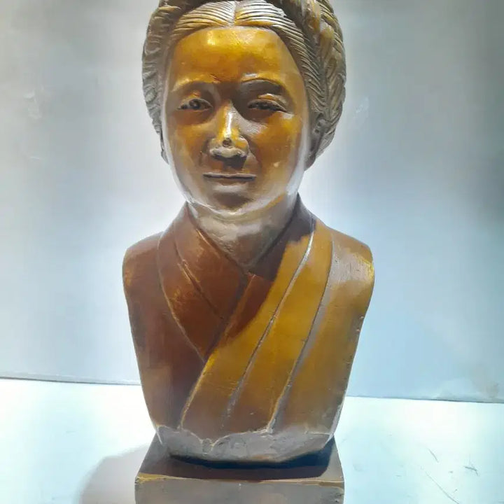 [BUNJANG] Brass Statue of Shin Saimdang Bust / 황동 신사임당 흉상