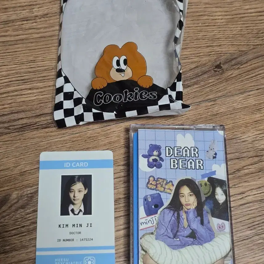 [BUNJANG] NewJeans Minji 2023-2024 Cafe Goods Bundle Set / 뉴진스 민지 2023 2024 생카 굿즈 일괄판매