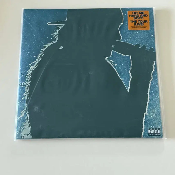 [BUNJANG] Billie Eilish HIT ME HARD AND SOFT: THE TOUR (LIVE) Limited Edition 3LP Set / 빌리 아일리시 투어 라이브 LP(미개봉 한정판)