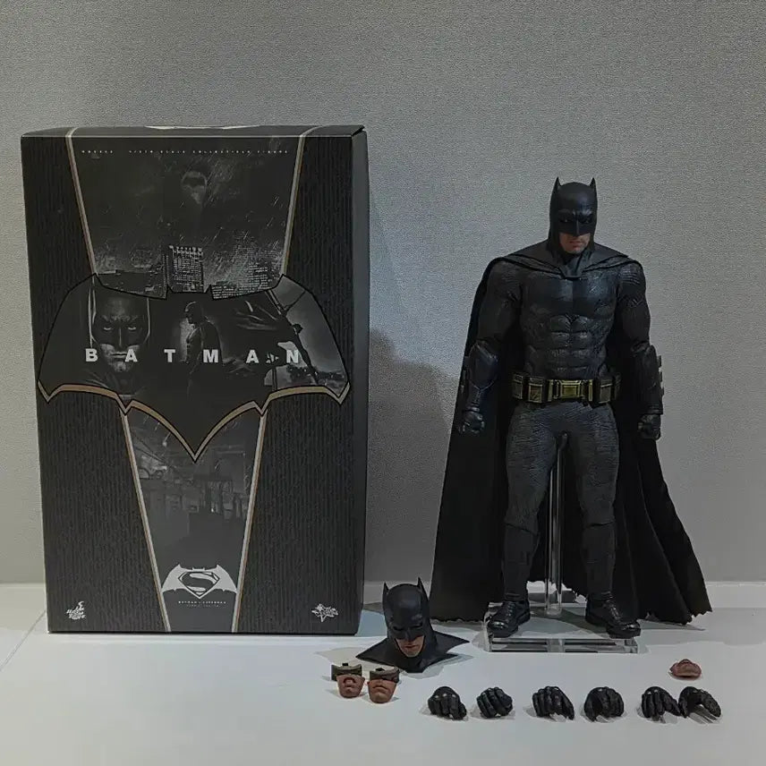 [BUNJANG] Hot Toys BVS Batman 1.0/2.0 Custom Head Set / 핫토이 BVS배트맨 1.0 2.0헤드 커스텀 판매