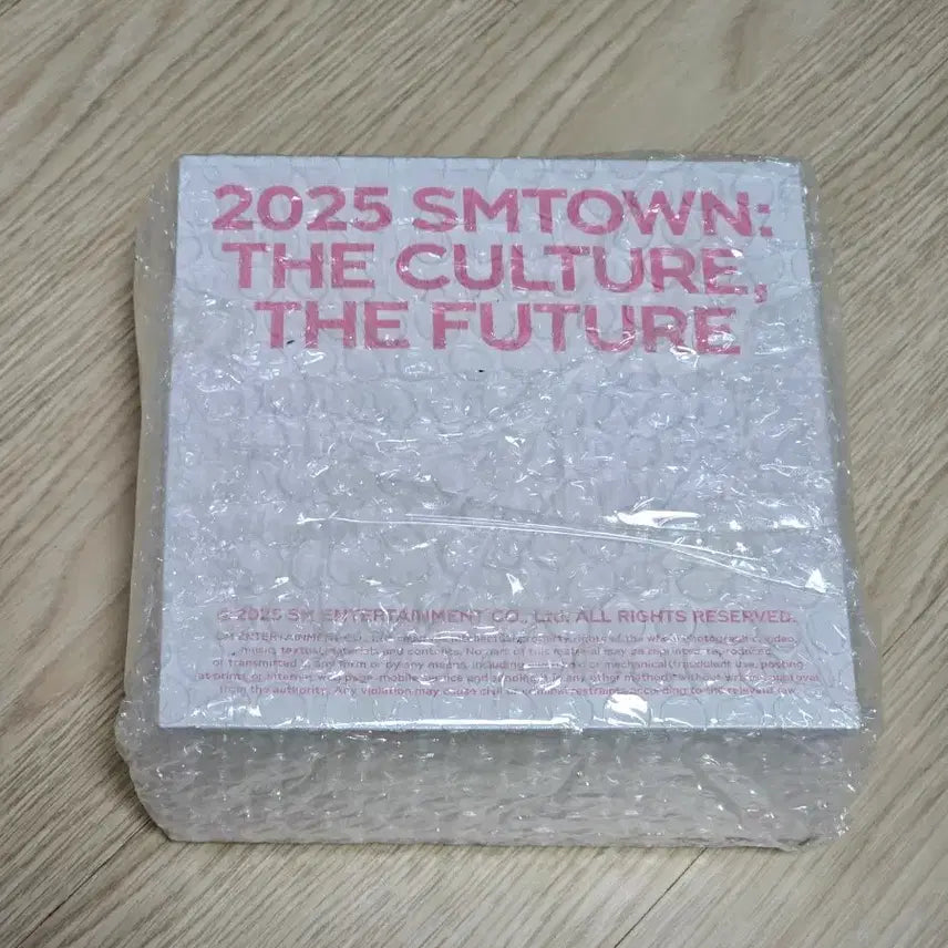 [BUNJANG] Red Velvet Wendy SM 30th Anniversary MP3 Player (Sealed) / (미개봉) 레드벨벳 웬디 SM 30주년 mp3 플레이어 판매