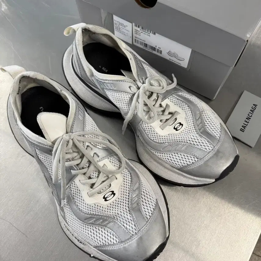 [BUNJANG] Balenciaga Circuit Sneakers / 발렌시아가 서킷스니커즈 44
