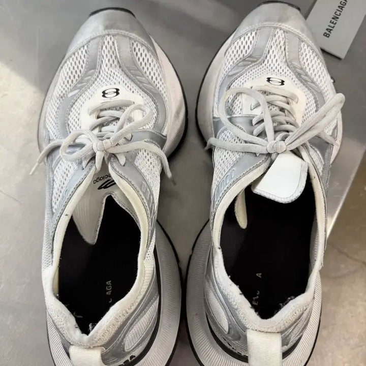 [BUNJANG] Balenciaga Circuit Sneakers / 발렌시아가 서킷스니커즈 44