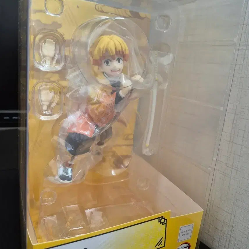 [BUNJANG] Good Smile Company Demon Slayer Zenitsu Pop Up Parade Figure / 굿스마일 귀멸의칼날 젠이츠 팝업퍼레이드 피규어