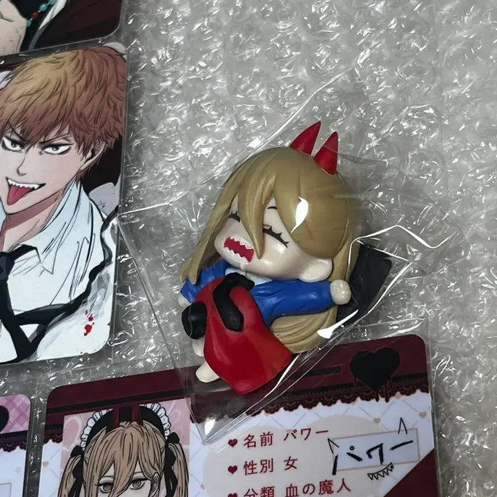 [BUNJANG] Chainsaw Man Maid Name Tag Photocard Bundle Set / (일괄) 체인소맨 피케님 통판 굿즈 메이드 네임증 포카 아키 파워 덴지