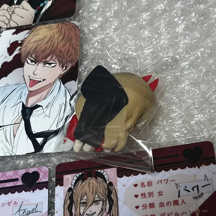 [BUNJANG] Chainsaw Man Maid Name Tag Photocard Bundle Set / (일괄) 체인소맨 피케님 통판 굿즈 메이드 네임증 포카 아키 파워 덴지