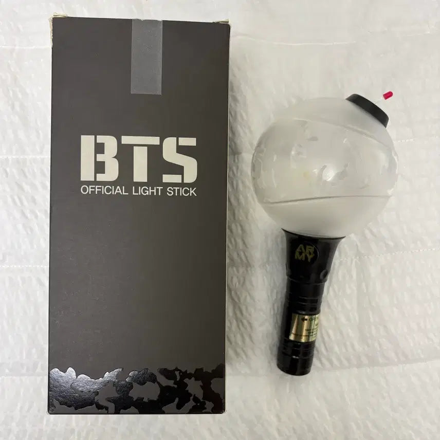 [BUNJANG] BTS ARMY Bomb Ver. 1, 2, 3 Bundle Set with ARMY Bomb Cases / 방탄소년단 아미밤 응원봉 일괄 (1,2,3 아미밤케이스)
