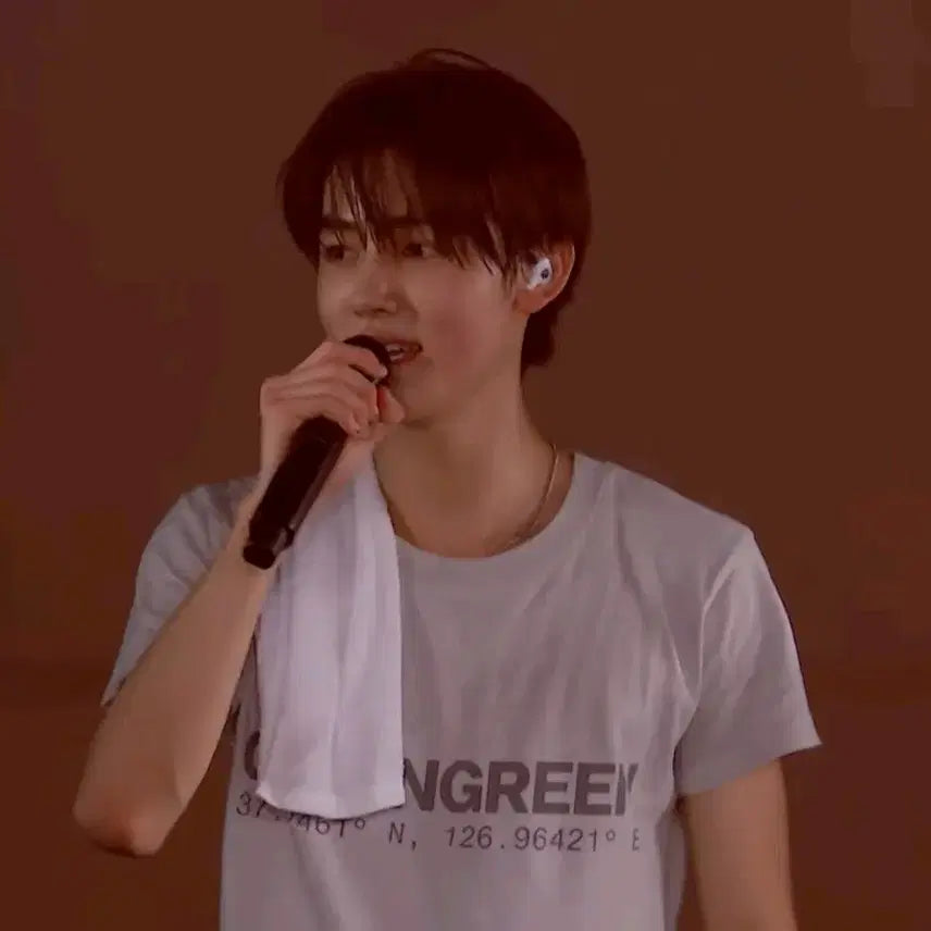 [BUNJANG] Cortis "Green Green" Release Party T-Shirt M Size / 코르티스 그린그린 릴리즈파티 티셔츠 그레이 M 사이즈 성현 제임스 착용