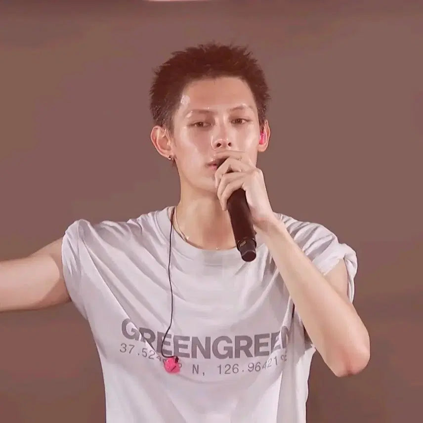 [BUNJANG] Cortis "Green Green" Release Party T-Shirt M Size / 코르티스 그린그린 릴리즈파티 티셔츠 그레이 M 사이즈 성현 제임스 착용