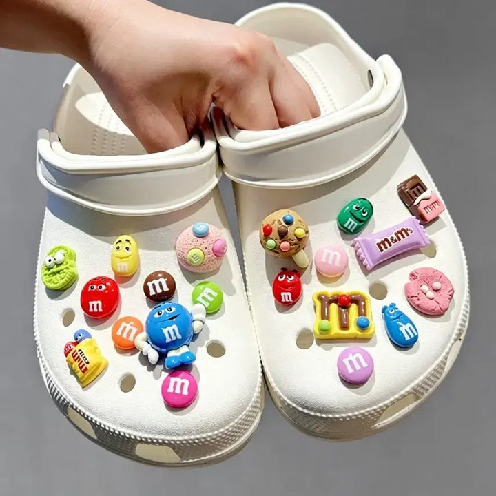 [BUNJANG] M&amp;M Theme 3D Gummy Bear Shoe Charms Set (20 pcs) / M&amp;M 테마 구멍3D 입체  지비츠 20pcs세트