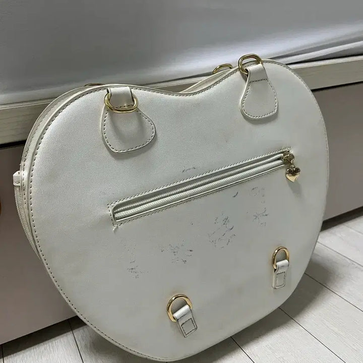 [SOLD OUT] 후유네코 하트 이타백 하얀색
