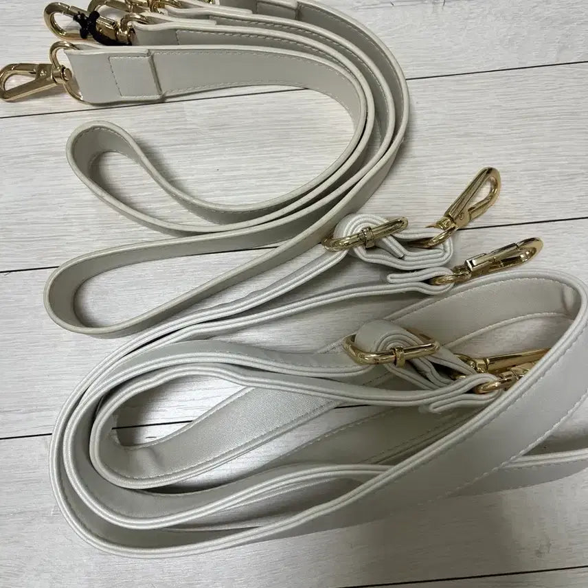 [SOLD OUT] 후유네코 하트 이타백 하얀색