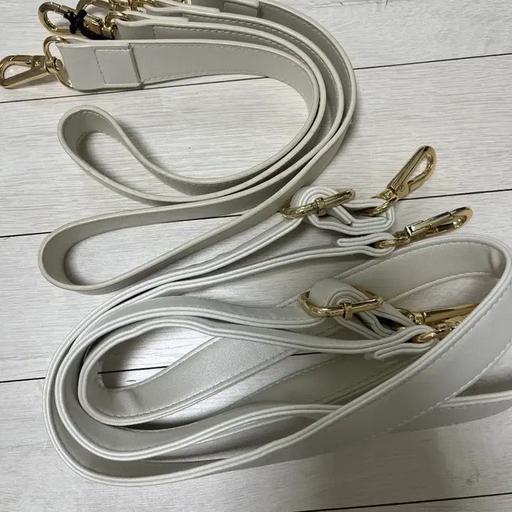 [SOLD OUT] 후유네코 하트 이타백 하얀색