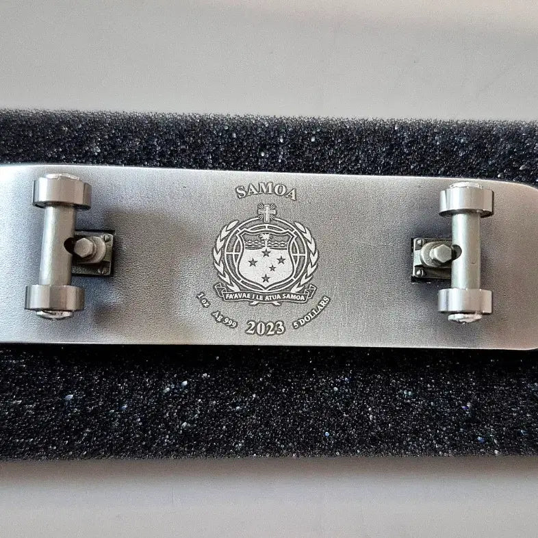[BUNJANG] Limited Edition 1999 Skateboard 3D Silver Coin 1 oz / 1999개 한정판) 스케이트보드 3D 은화 1온스