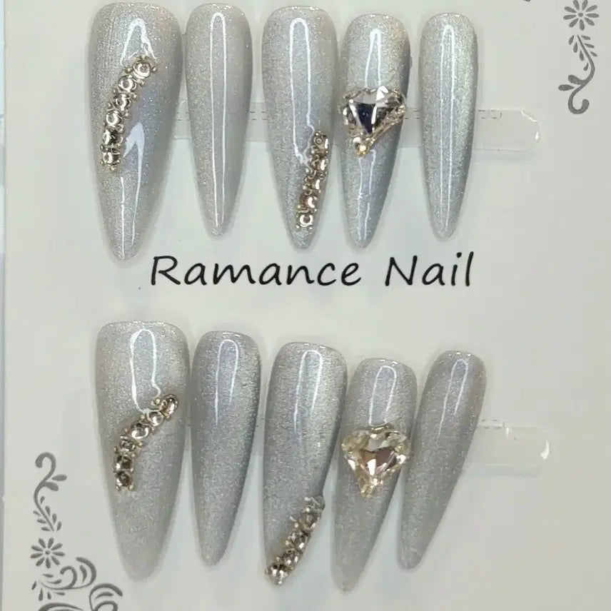 [BUNJANG] Handmade Nail Tips Silver Pearl Almond M Size / 실버 펄 아몬드 수제네일팁 새상품 M