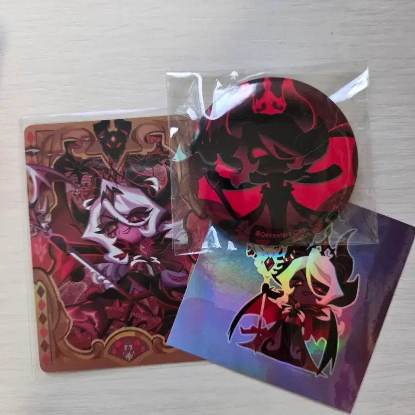 [BUNJANG] Cookierun Kingdom Dark Enchantress Cookie 5th Anniversary Merchandise Set / 쿠키런 킹덤 어둠마녀쿠키 포토카드 캔뱃지 스티커 5주년