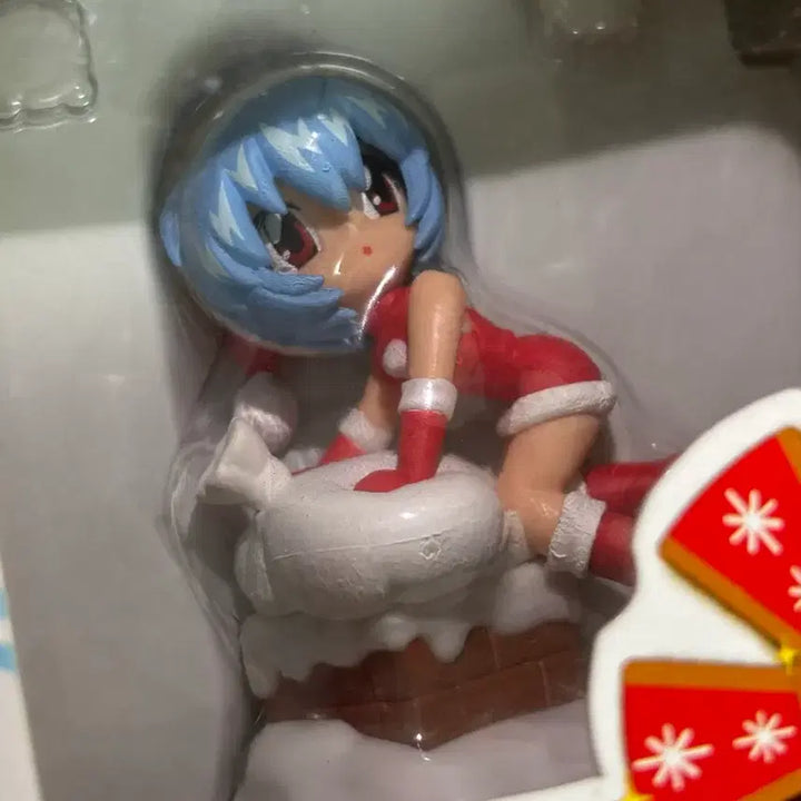 [BUNJANG] Evangelion Mini Display Figure Christmas - Rei Ayanami (Sealed) / 미개봉 에반게리온 미니 디스플레이 피규어 크리스마스 성야의 파티 레이