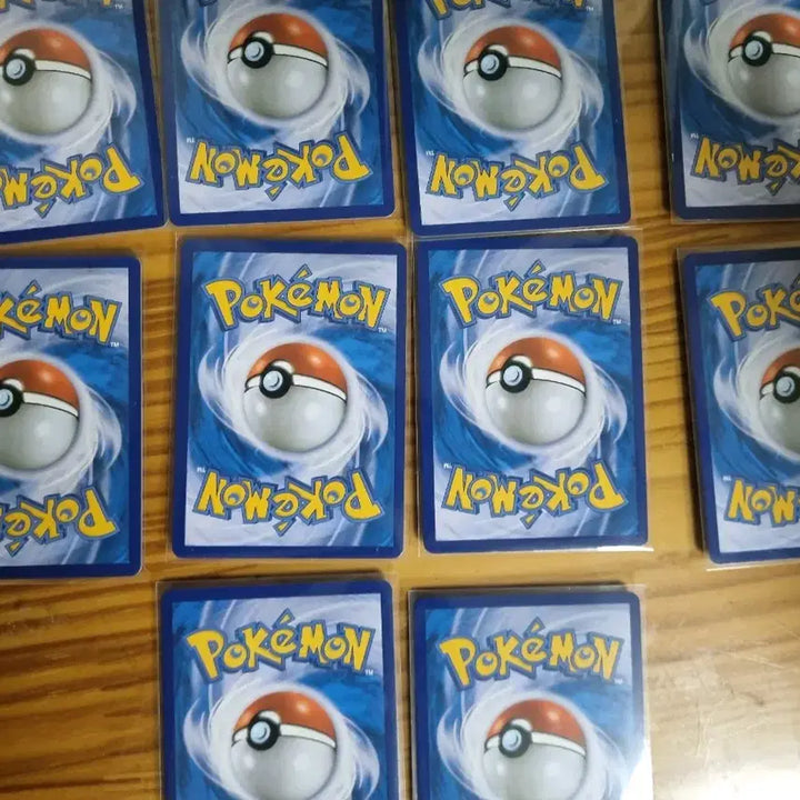[BUNJANG] Pokemon 25th Anniversary Commemorative Card Collection / 포켓몬 카드 25주년 기념 컬렉션