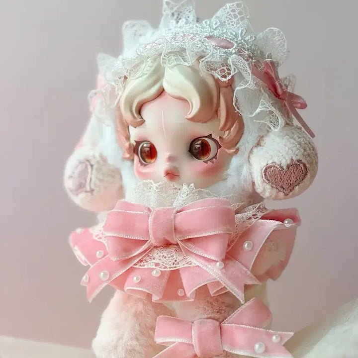 [BUNJANG] Skullpanda Limited Edition Ghostie Handcrafted Dress Custom Figure / [2차 제작] 스컬판다 한정판 고스티 수제 드레스 커스텀 새제품