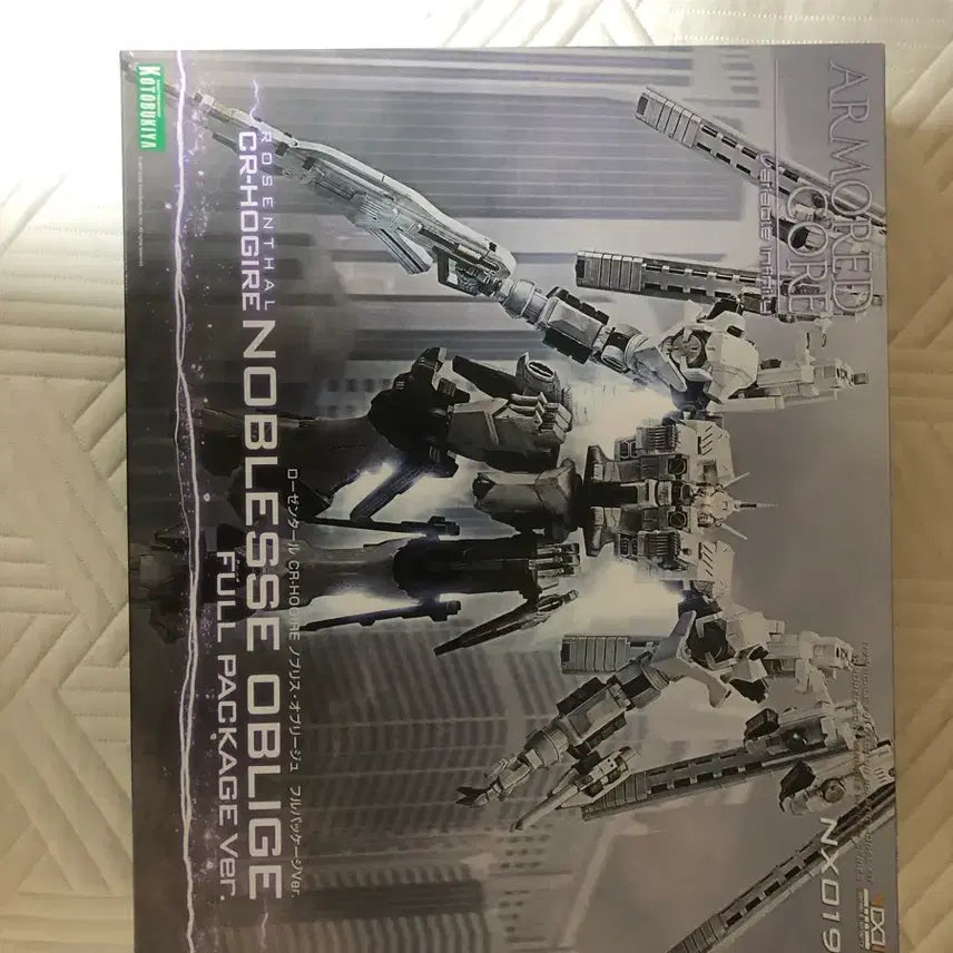 [SOLD OUT] 아머드 코어 1/72 로젠탈 CR-HOGIRE 노브리스오블리제 플패키지