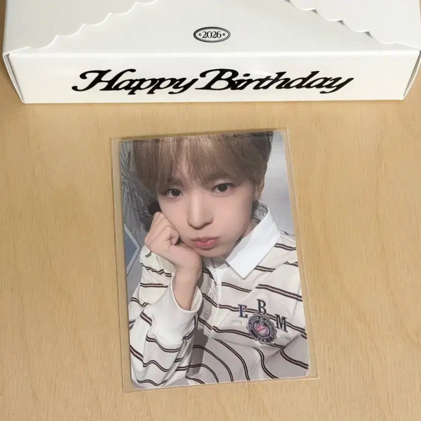 [BUNJANG] NCT WISH Yushi Birthday Acrylic Cake Box Photocard / 엔시티 위시 유우시 생일 아크릴 케이크 박스 포카