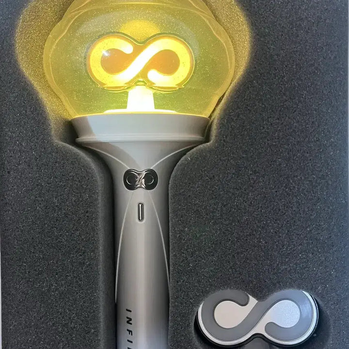 [BUNJANG] Infinite Official Lightstick Yeobong Ver. 3 / 인피니트 응원봉 여봉3 판매합니다