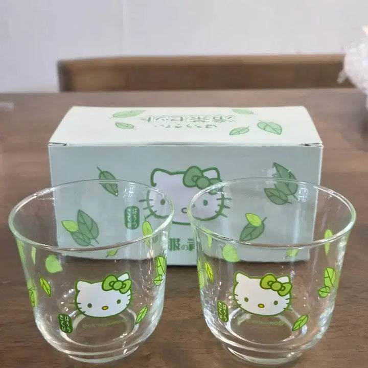 [BUNJANG] 1905 Classic Kitty Matcha Kitty Glass Cup Set / 05년 고전키티 말차 키티 유리컵 세트