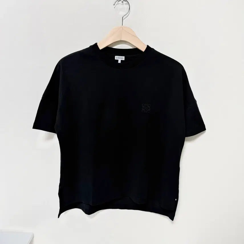 [BUNJANG] Loewe Embroidered Short-Sleeve T-Shirt Black XS / { XS } 로에베 자수 반팔 티셔츠