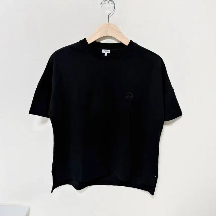 [BUNJANG] Loewe Embroidered Short-Sleeve T-Shirt Black XS / { XS } 로에베 자수 반팔 티셔츠