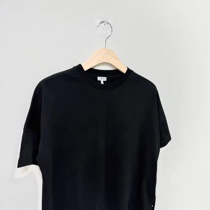 [BUNJANG] Loewe Embroidered Short-Sleeve T-Shirt Black XS / { XS } 로에베 자수 반팔 티셔츠