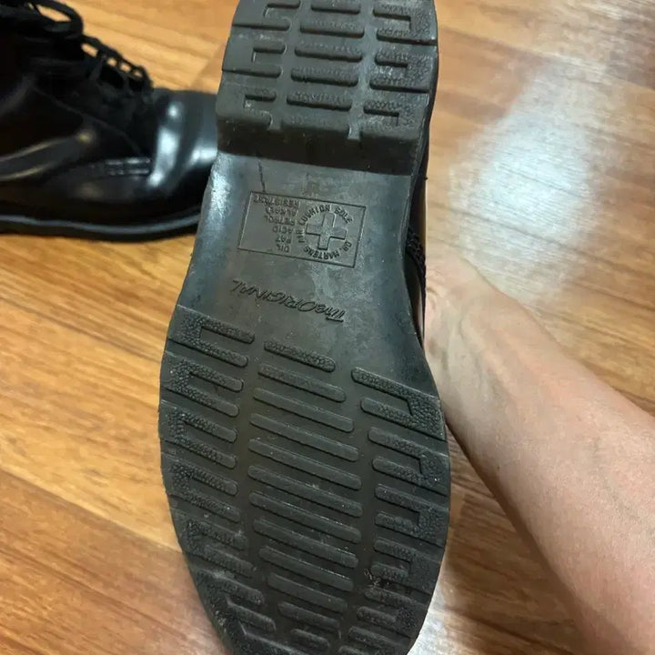 [BUNJANG] Dr. Martens Winchester 2 8-Eye Boots Black UK 8 / 닥터마틴 윈체스터 2 워커 8홀 부츠 블랙 uk8 270mm
