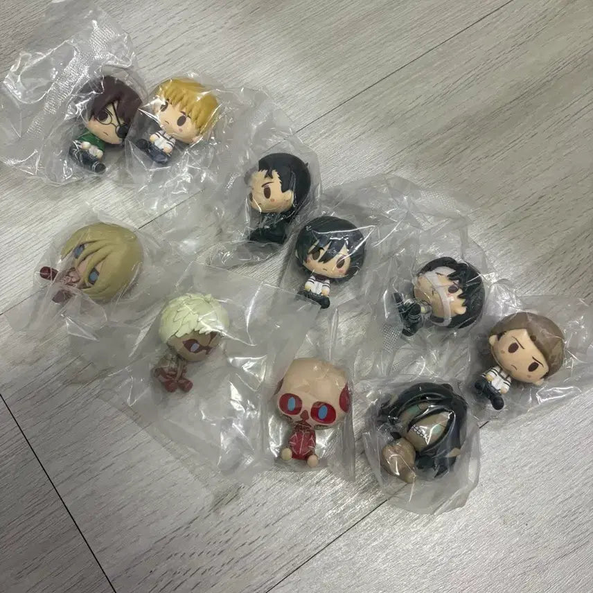 [BUNJANG] Attack on Titan Choco-Noko Figures Full Set (10 Types) Bundle / [일괄]진격의 거인 초코노코 H I상 풀세트 풀셋 10종